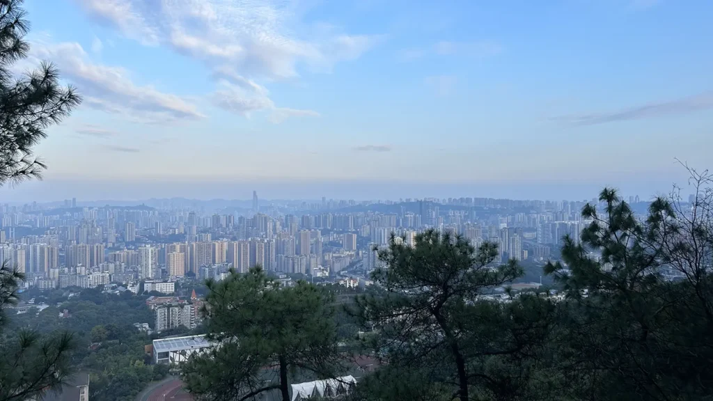 歌乐山观云台步梯的城市景观